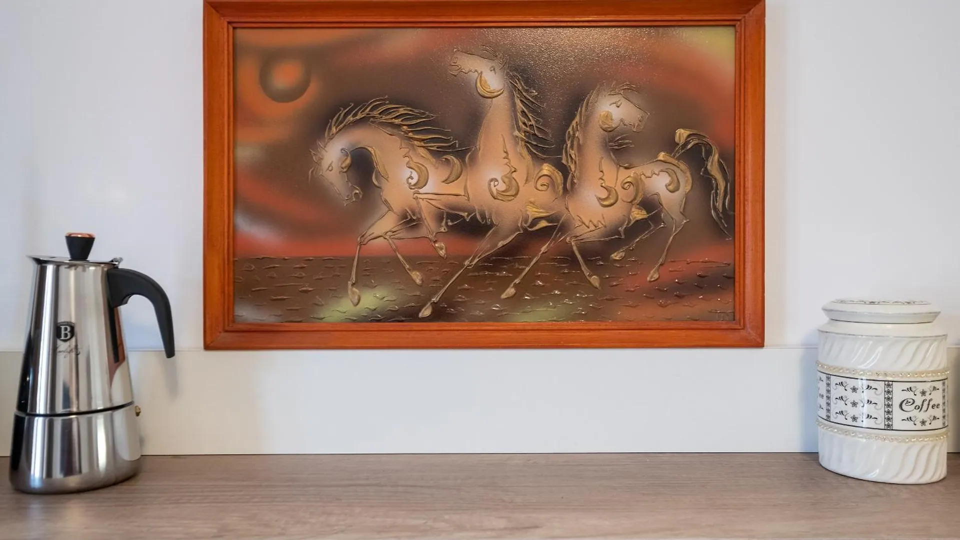 Peaceful Downtown Location - 2 Bedroom Apartment Σόφια Βουλγαρία